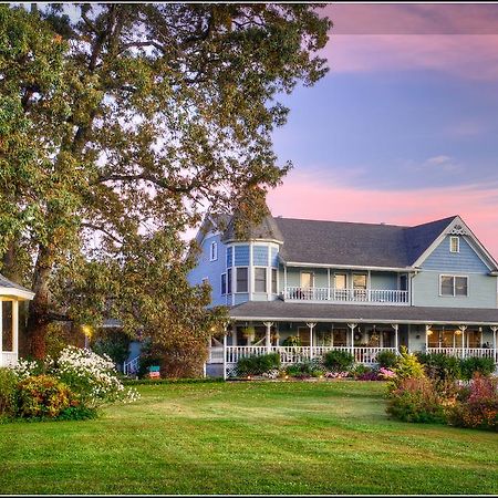 Blue Mountain Mist Country Inn Сивиървил Екстериор снимка