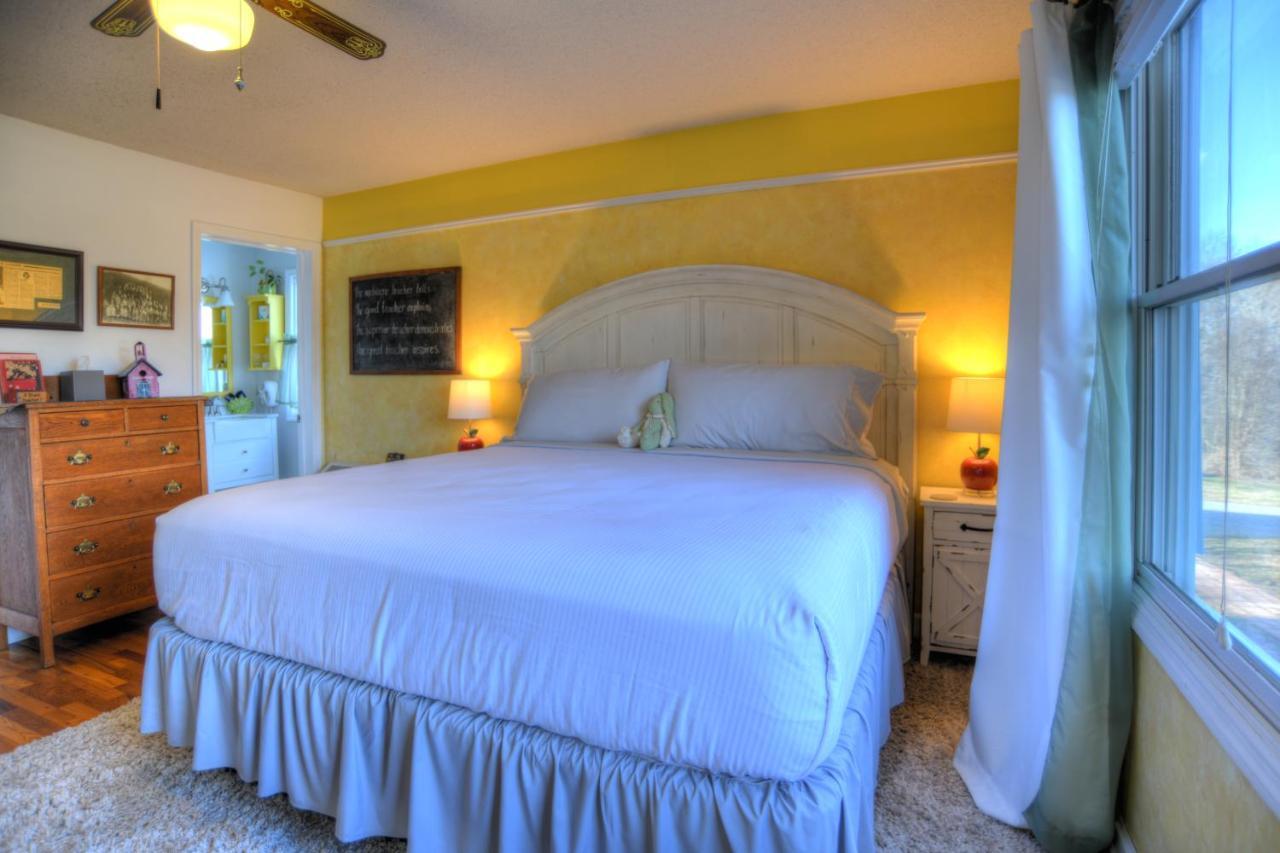 Blue Mountain Mist Country Inn Сивиървил Екстериор снимка