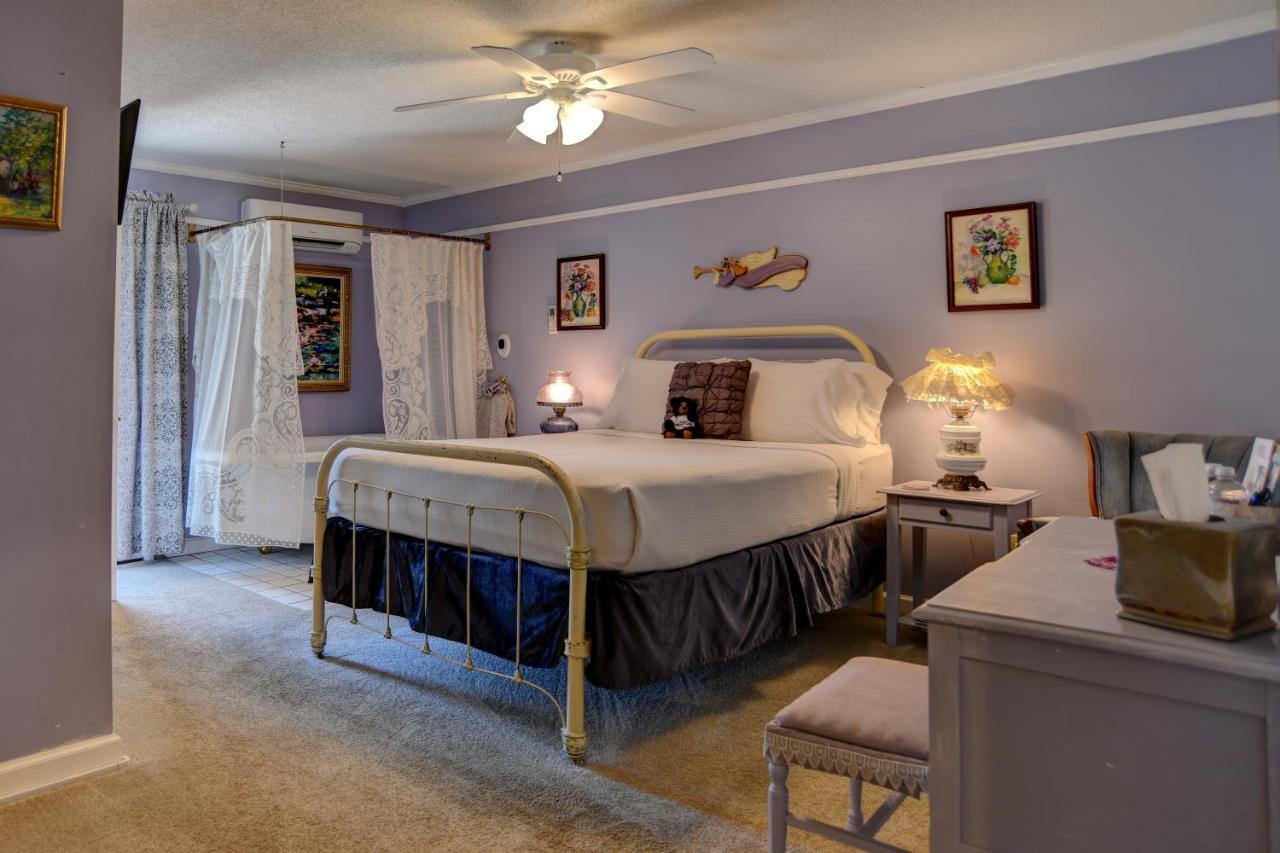 Blue Mountain Mist Country Inn Сивиървил Екстериор снимка