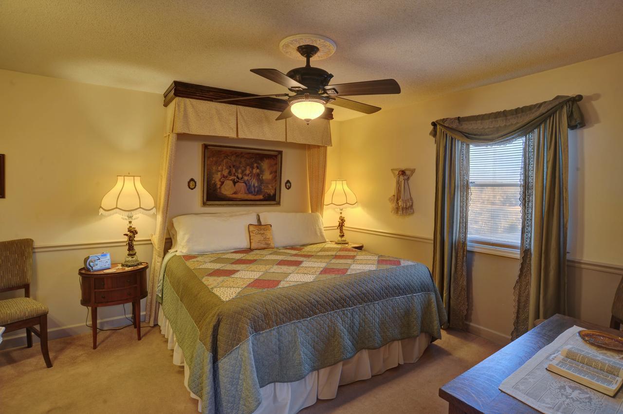 Blue Mountain Mist Country Inn Сивиървил Екстериор снимка