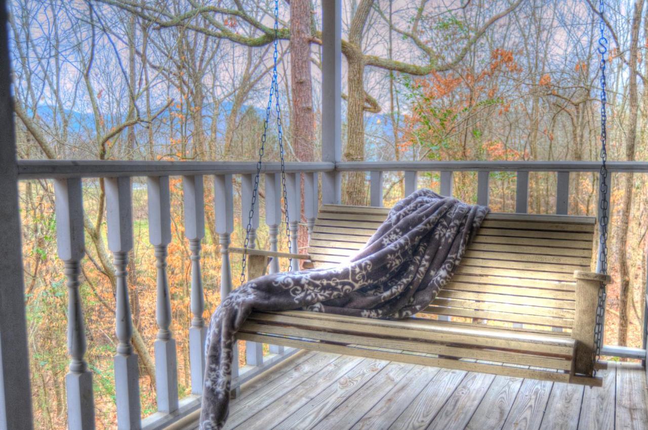 Blue Mountain Mist Country Inn Сивиървил Екстериор снимка